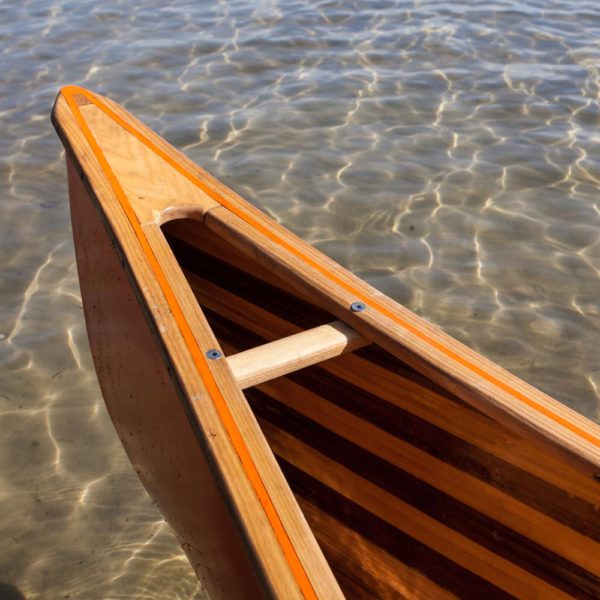 Atikamekw single person canoe