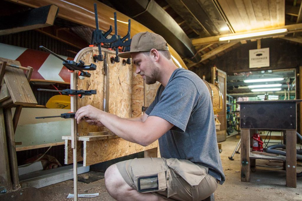 Building a canoe at Freeranger Canoe