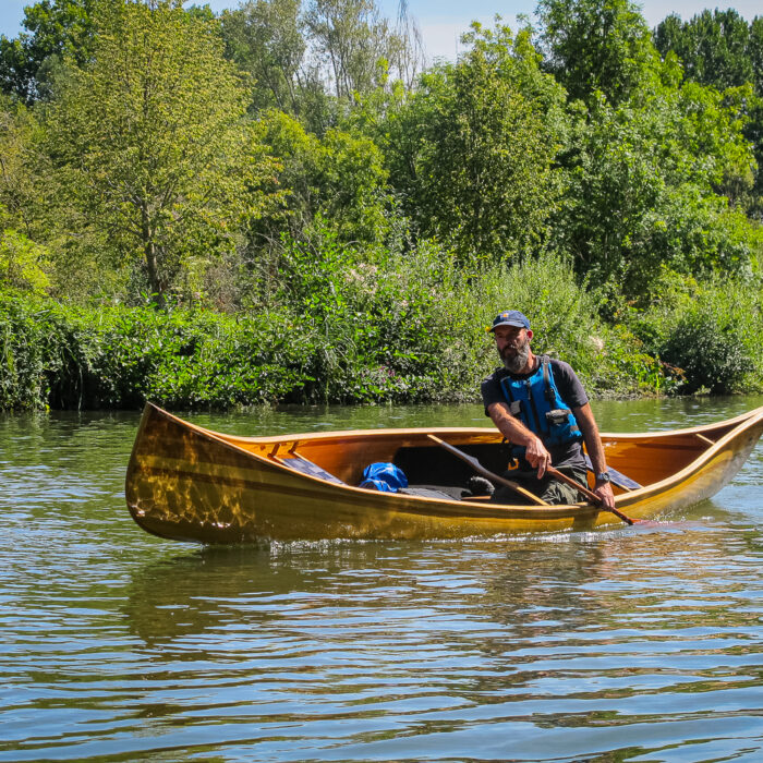Weekend canoe trip on the River Somme