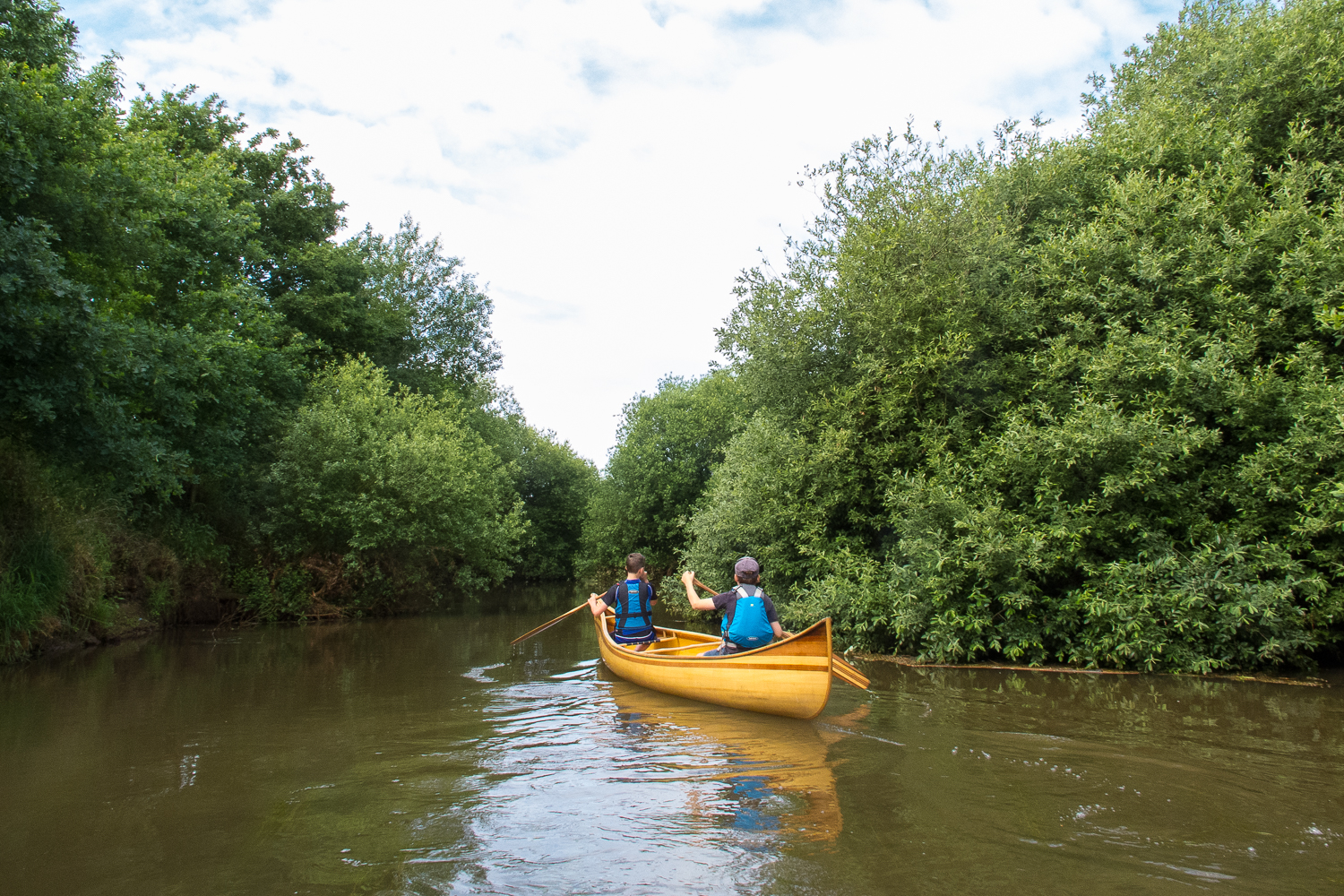 Emiel & thomas canoeing on the Nete River