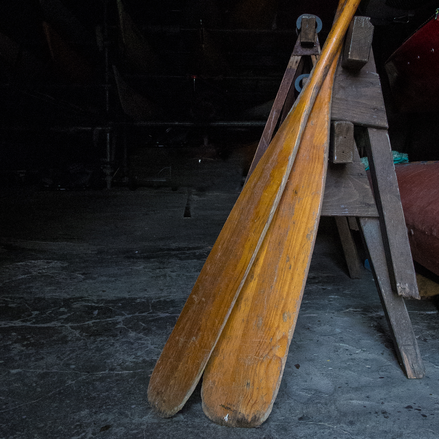 choosing a canoe paddle