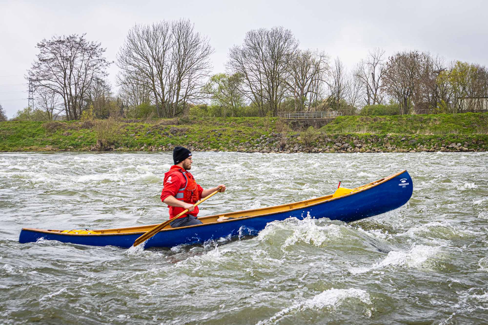 Leren open kanovaren op de Maas